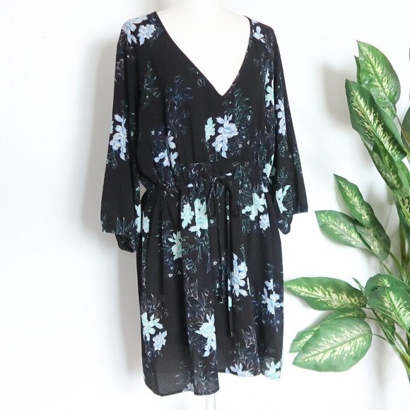 City Chic Ginza Black Blue White Floral V-neck Tie Elastic Waist 3/4 Sleeve 18 - Picture 10 of 10